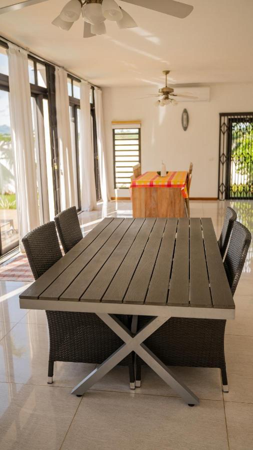 בל מארה Villa Angelou - Sunlit Beach Getaway With Pool And Wifi מראה חיצוני תמונה