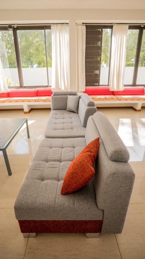 בל מארה Villa Angelou - Sunlit Beach Getaway With Pool And Wifi מראה חיצוני תמונה