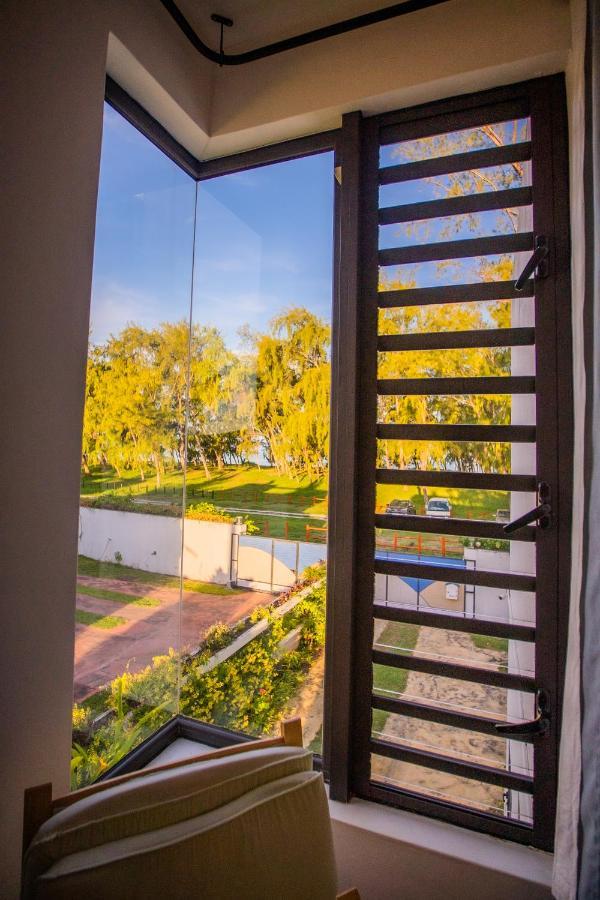 בל מארה Villa Angelou - Sunlit Beach Getaway With Pool And Wifi מראה חיצוני תמונה